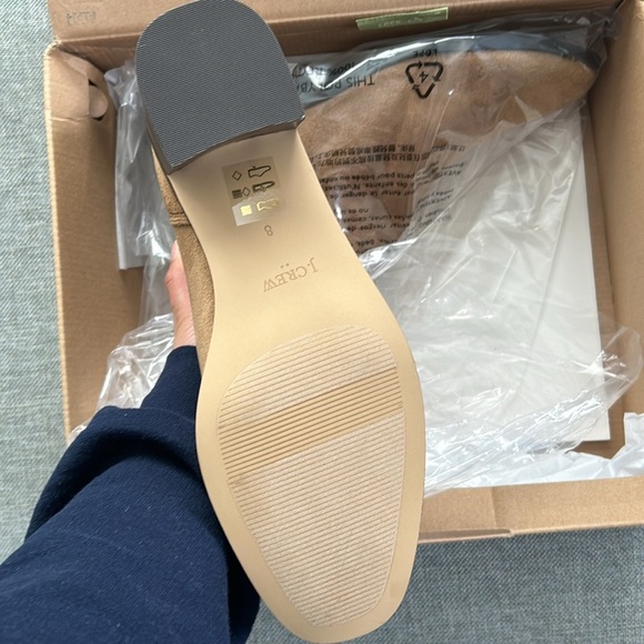 J. Crew Chelsea Tan Suede Ankle Boots Size 8 - Picture 9 of 10